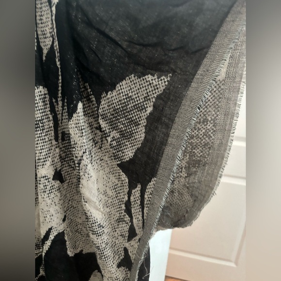 NWOT Womens Lightweight Whimsigoth Kimono Cardigan Floral One Size Cover up - Picture 4 of 6